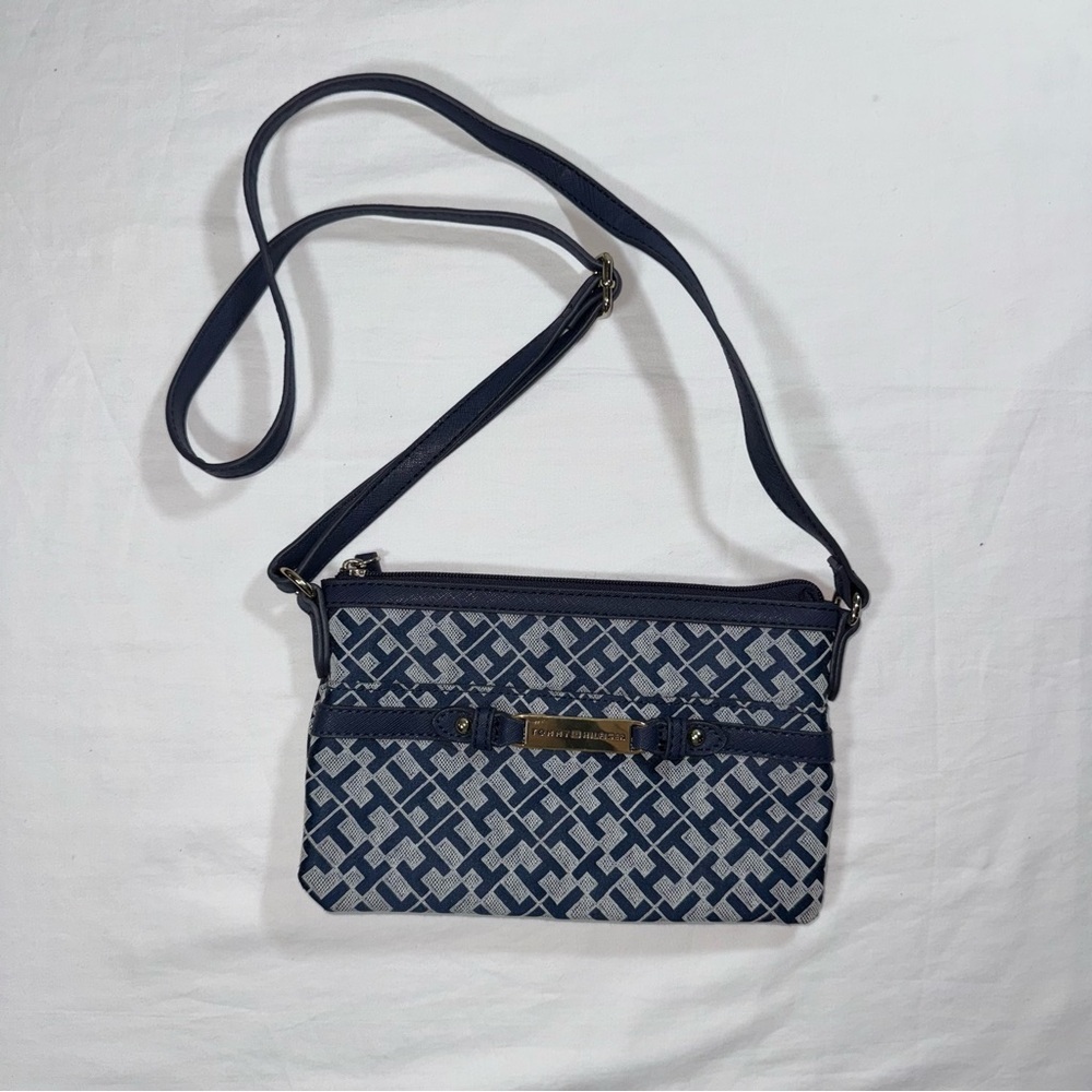 Tommy Hilfiger Navy Monogram Jacquard Crossbody Bag Gold Logo Adjustable Strap - Picture 5 of 6
